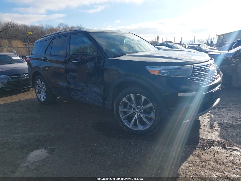 2022 Ford Explorer Platinum