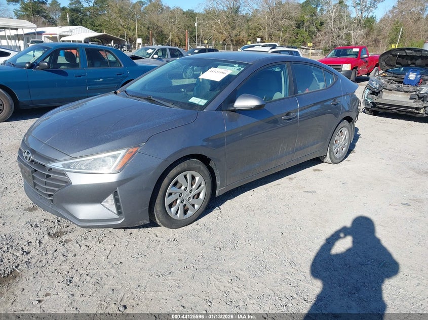 2019 Hyundai Elantra Se