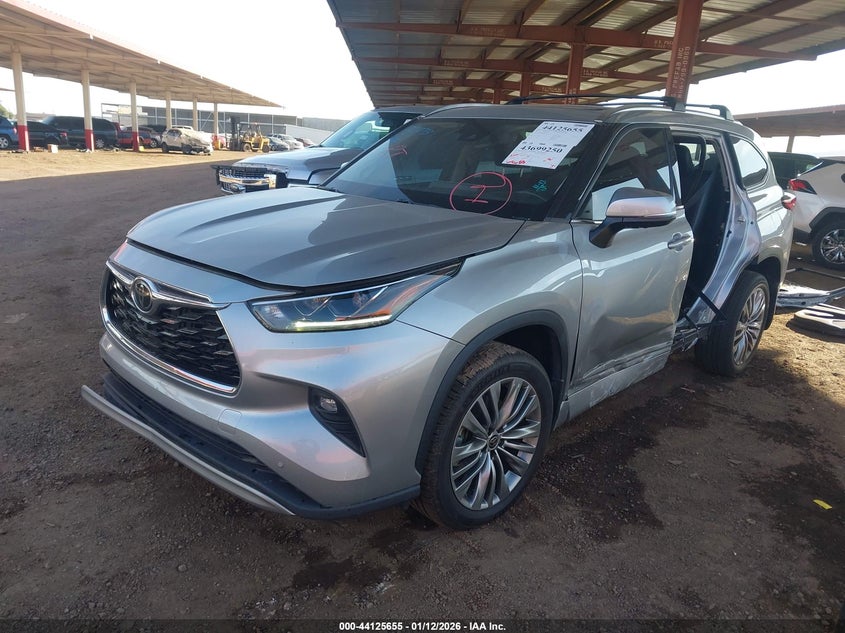2021 Toyota Highlander Platinum