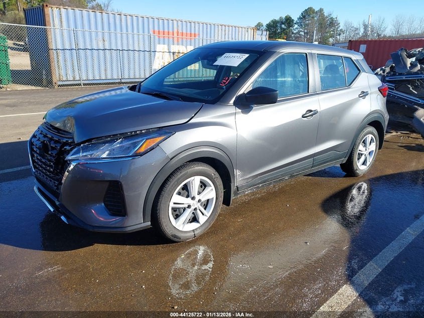 2025 Nissan Kicks Play S