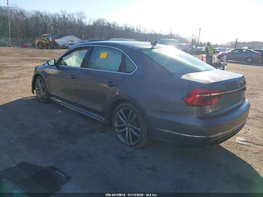 2017 Volkswagen Passat 1.8T R-Line