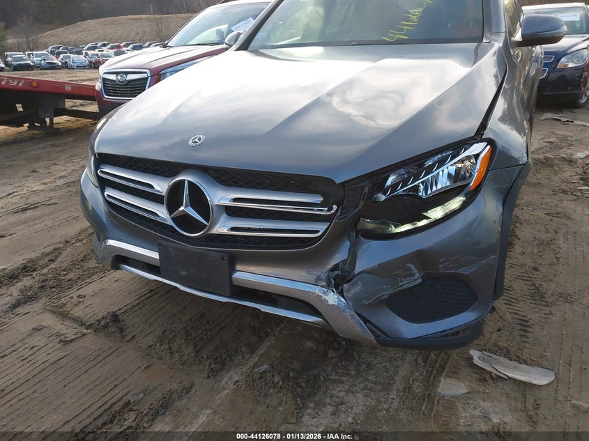VIN WDC0G4KB3JV111268 2018 MERCEDES-BENZ GLC 300 4MATIC