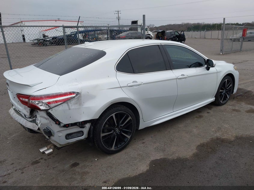 2020 Toyota Camry Xse