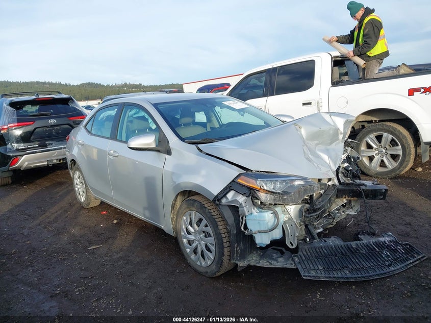 2T1BURHE8JC064022 2018 Toyota Corolla Le auction photo 1