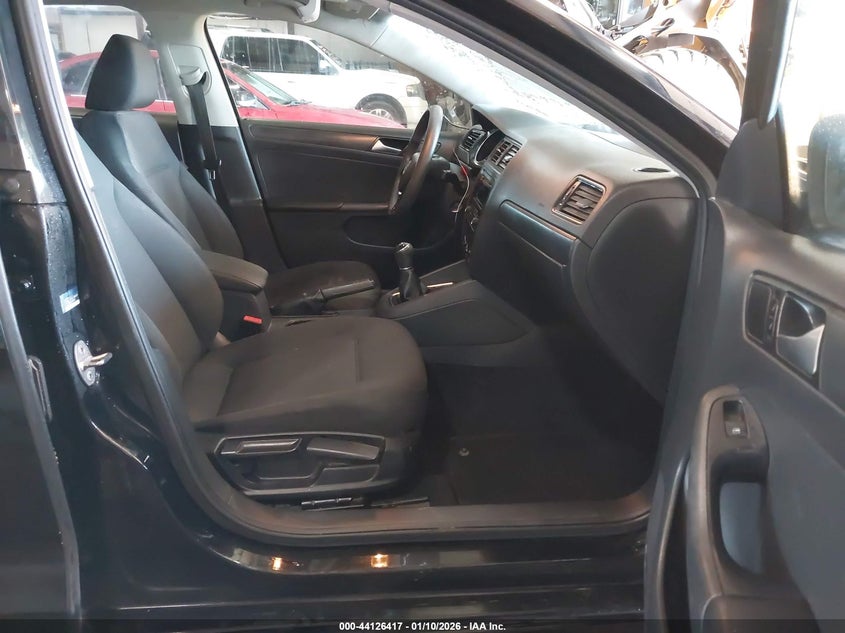 2015 Volkswagen Jetta 2.0L S