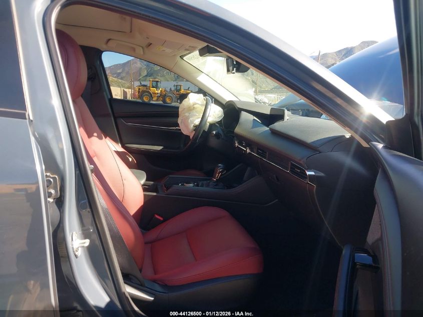 2023 Mazda Mazda3 2.5 S Carbon Edition