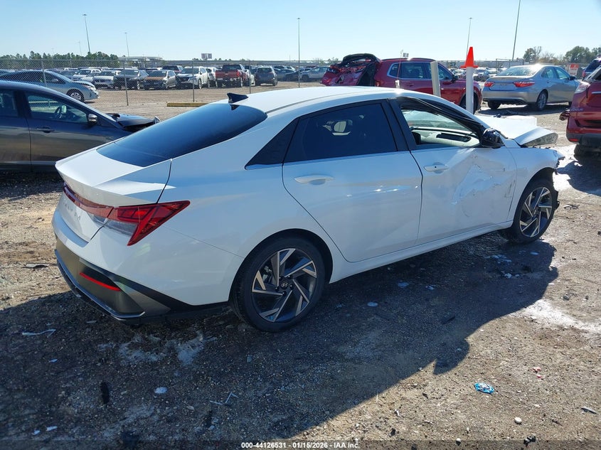 2025 Hyundai Elantra Sel Convenience