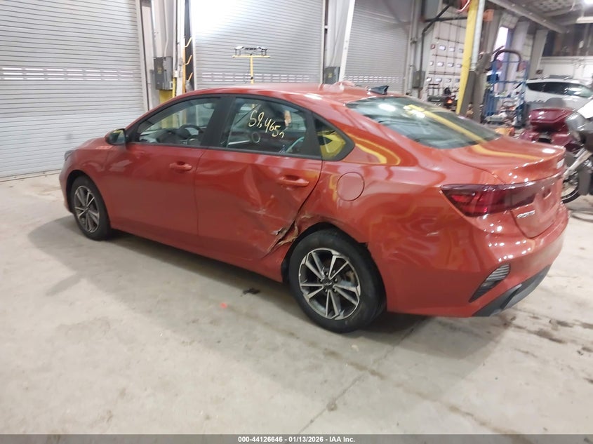 VIN 3KPF24AD5PE638808 2023 KIA FORTE LXS