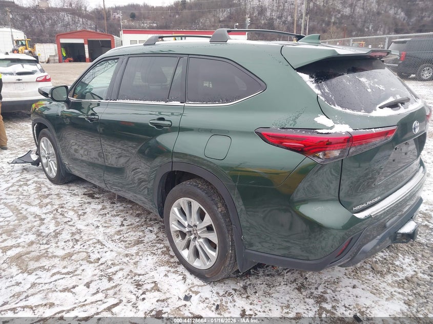 2023 Toyota Highlander Hybrid Limited
