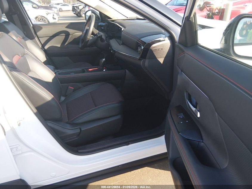 2025 Nissan Kicks Sr Fwd