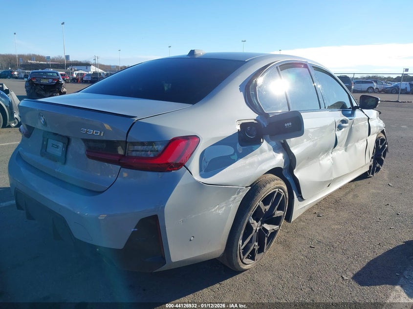 2025 BMW 3 Series 330I xDrive