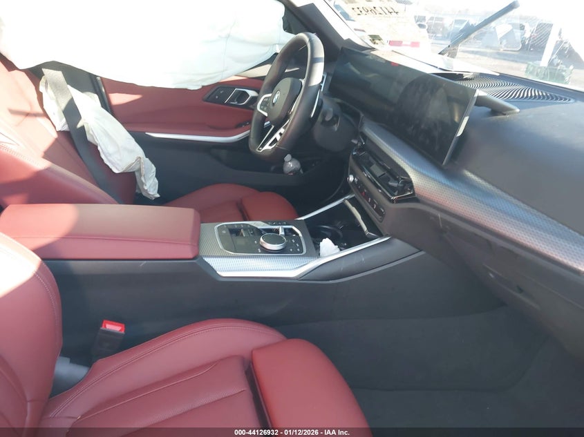 2025 BMW 3 Series 330I xDrive