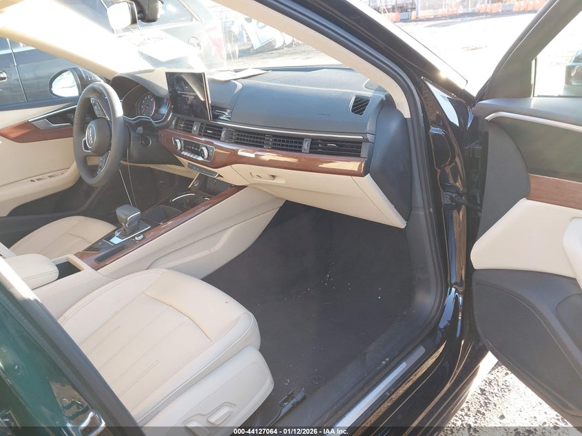 2023 Audi A4 Premium 40 Tfsi Quattro S Tronic