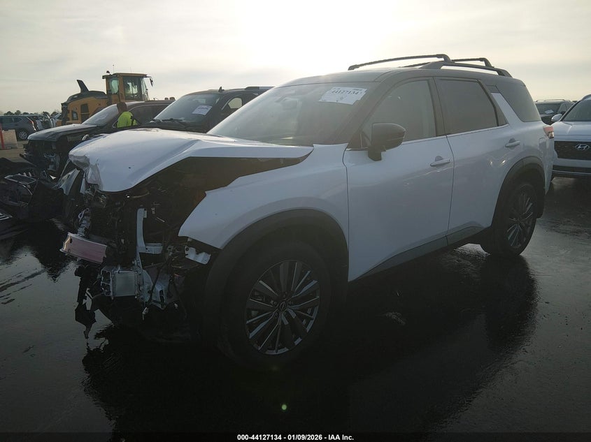 2025 Nissan Pathfinder Sl 4Wd