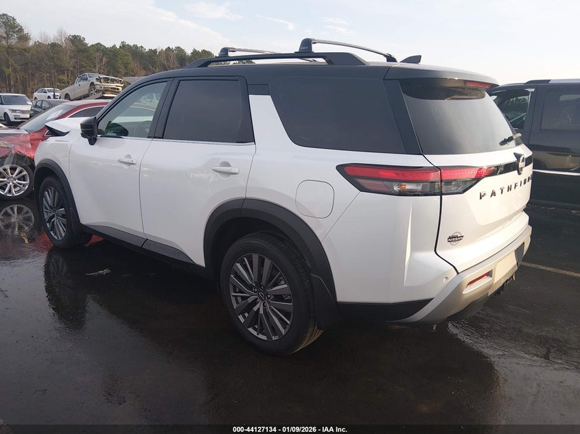 2025 Nissan Pathfinder Sl 4Wd