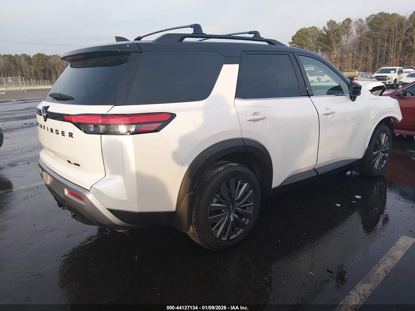 2025 Nissan Pathfinder Sl 4Wd