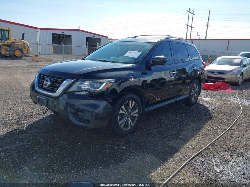 2018 Nissan Pathfinder S
