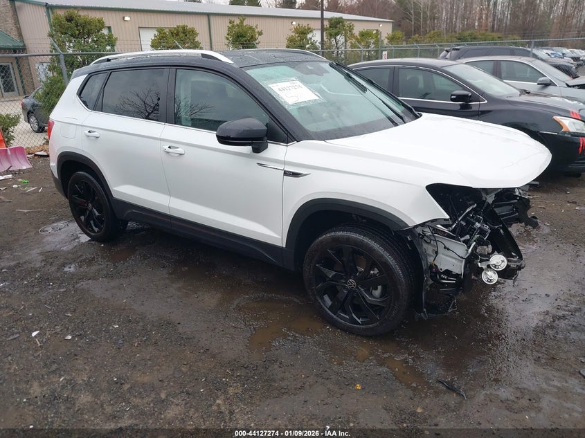 2024 Volkswagen Taos Se