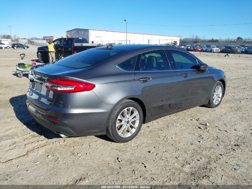 2020 Ford Fusion Se