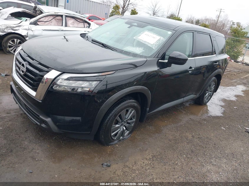 2024 Nissan Pathfinder S