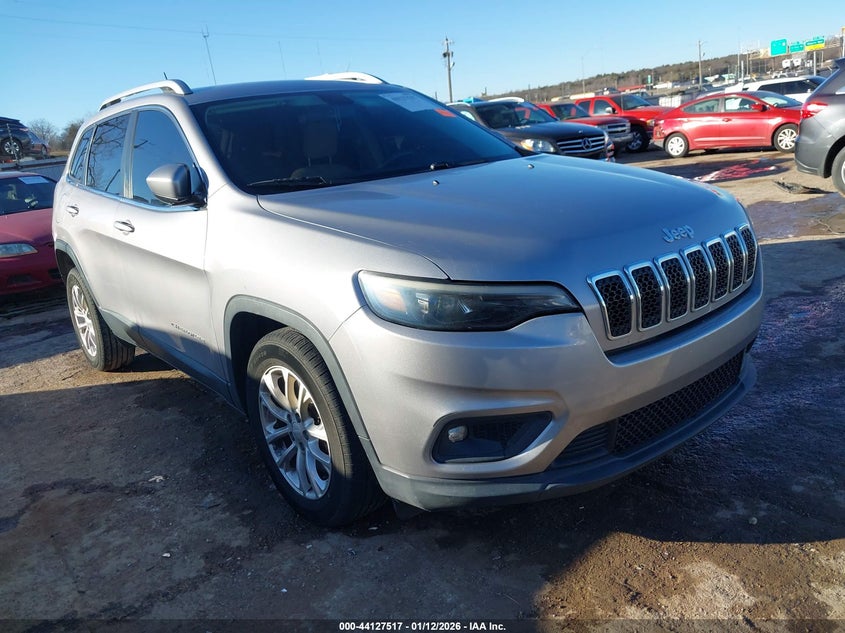 2019 Jeep Cherokee Latitude Fwd