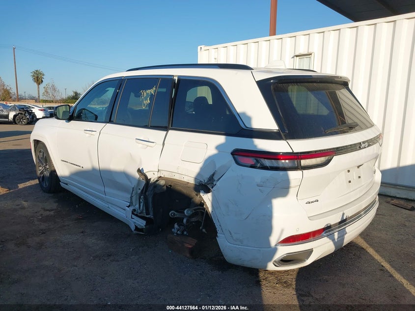 2022 Jeep Grand Cherokee Overland