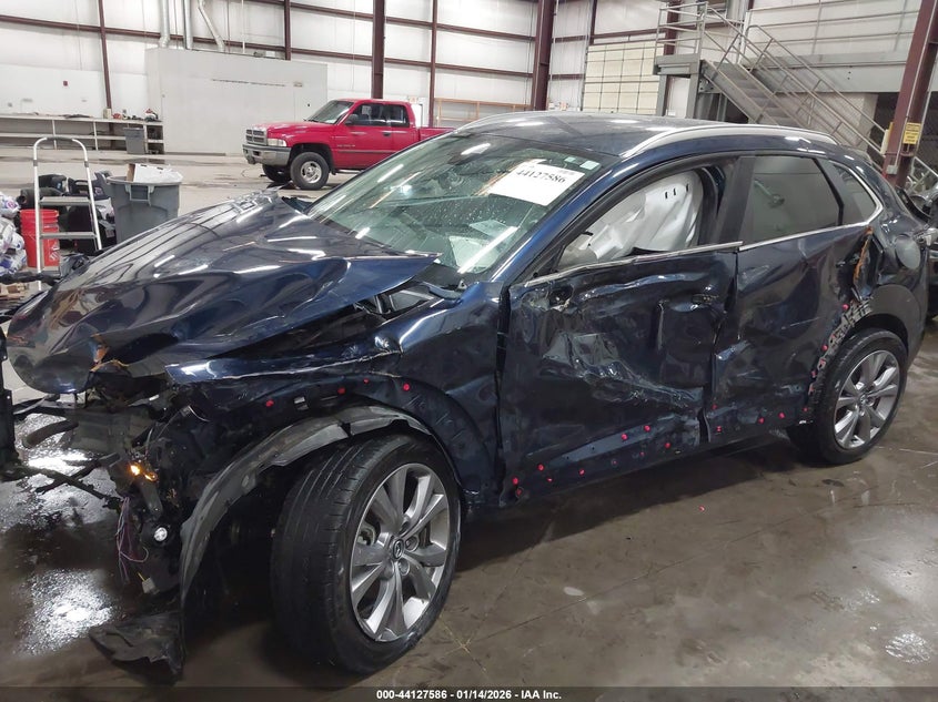 2023 Mazda Cx-30 Preferred VIN: 3MVDMBCM0PM513593 Lot: 44127586