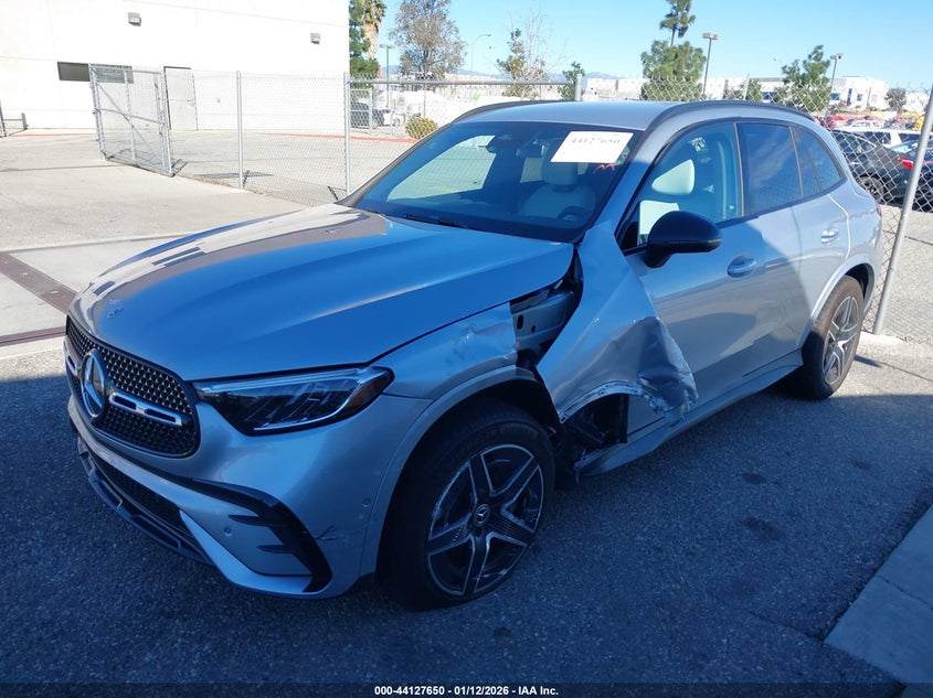 2025 Mercedes-Benz Glc 300