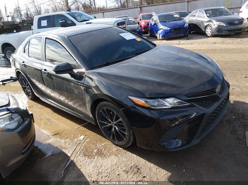 4T1G11AK2LU911487 2020 Toyota Camry Se auction photo 1