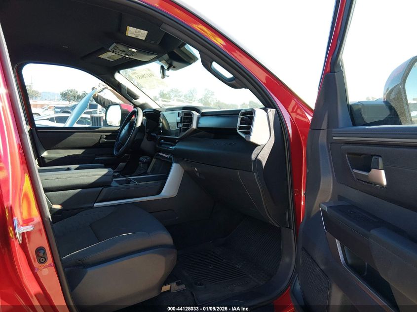 2025 Toyota Tundra - 5TFLA5DB2SX253625