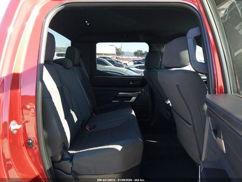 2025 Toyota Tundra - 5TFLA5DB2SX253625