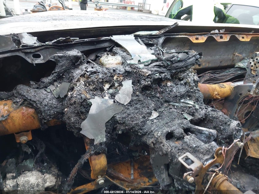 2003 Toyota Tundra Access Cab Sr5 VIN: 5TBRN34103S432921 Lot: 44128036