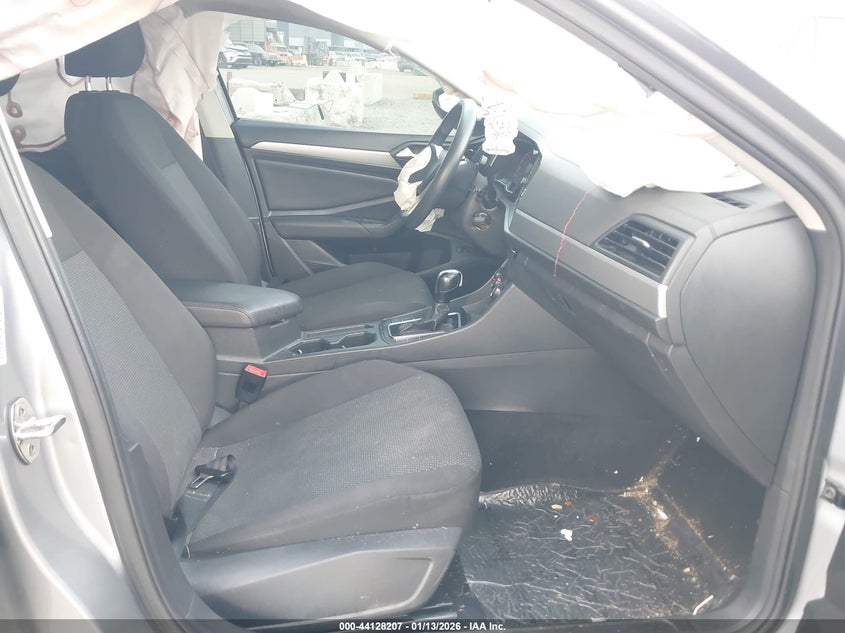 2019 Volkswagen Jetta S/Se/R-Line