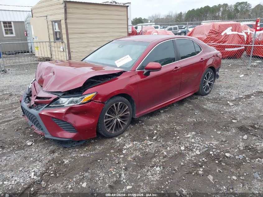 2018 Toyota Camry L/Le/Xle/Se/Xse