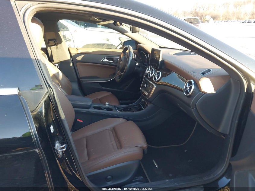 2018 Mercedes-Benz Cla 250