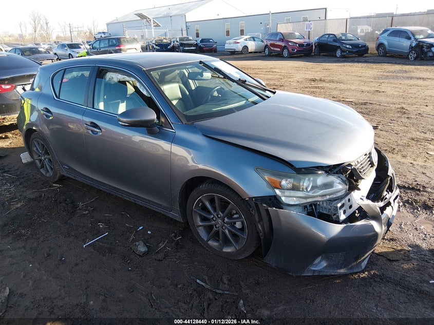 JTHKD5BH4D2125346 LEXUS CT Photo 1