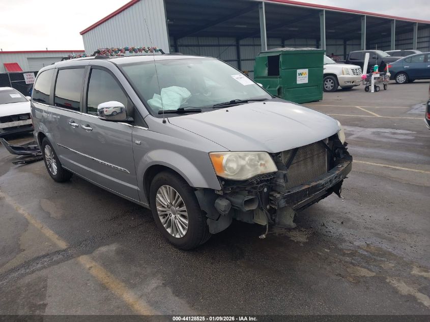 2014 Chrysler Town & Country Touring L