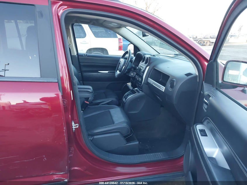 2017 Jeep Compass Latitude Fwd