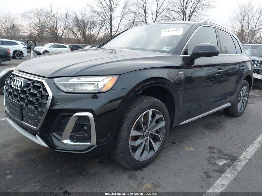 2024 Audi Q5 Premium 45
