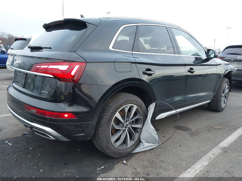 2024 Audi Q5 Premium 45