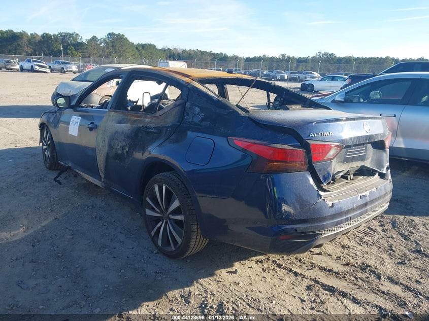 2020 Nissan Altima Sr