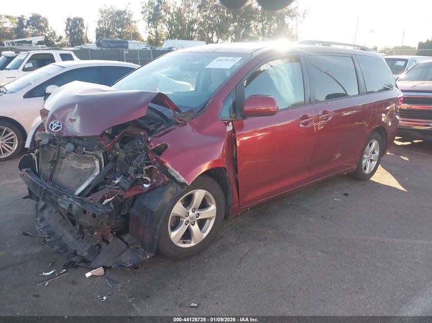 2016 Toyota Sienna Le