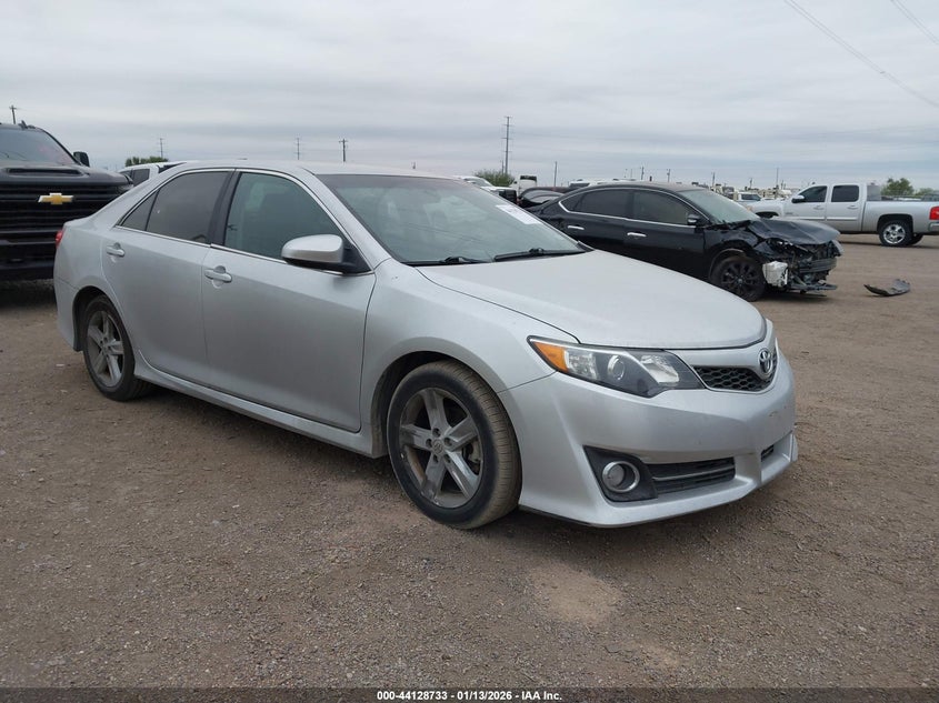 4T1BF1FK7CU108498 2012 Toyota Camry Se/Le/Xle auction photo 1