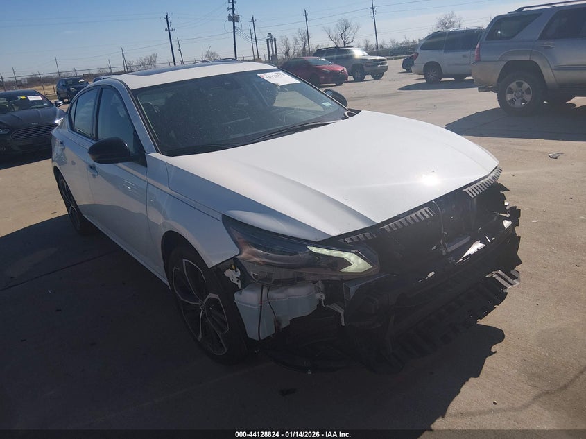 2024 Nissan Altima Sr Fwd