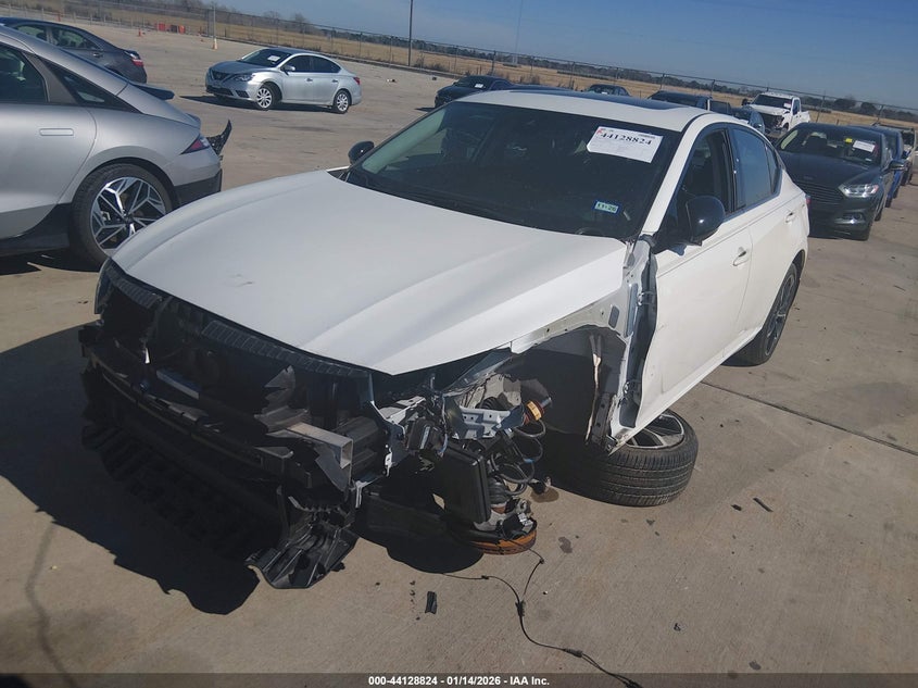 2024 Nissan Altima Sr Fwd