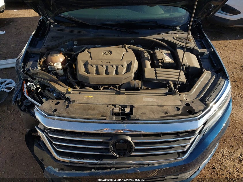 VIN 1VWSA7A3XLC014236 2020 VOLKSWAGEN PASSAT 2.0T SE