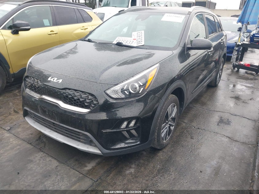 Vin: kndcb3lc3n5548440, lot: 44624912, kia niro lxs 20222