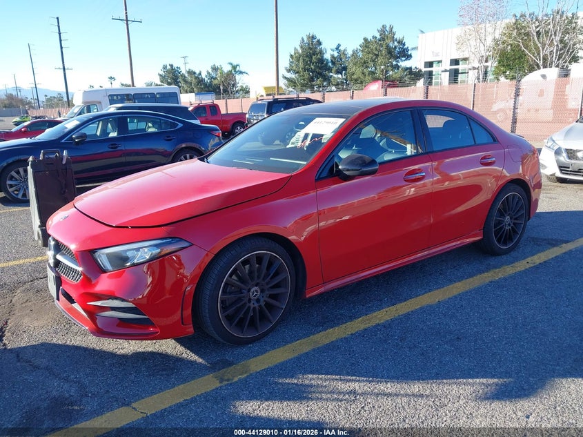 2019 Mercedes-Benz A 220