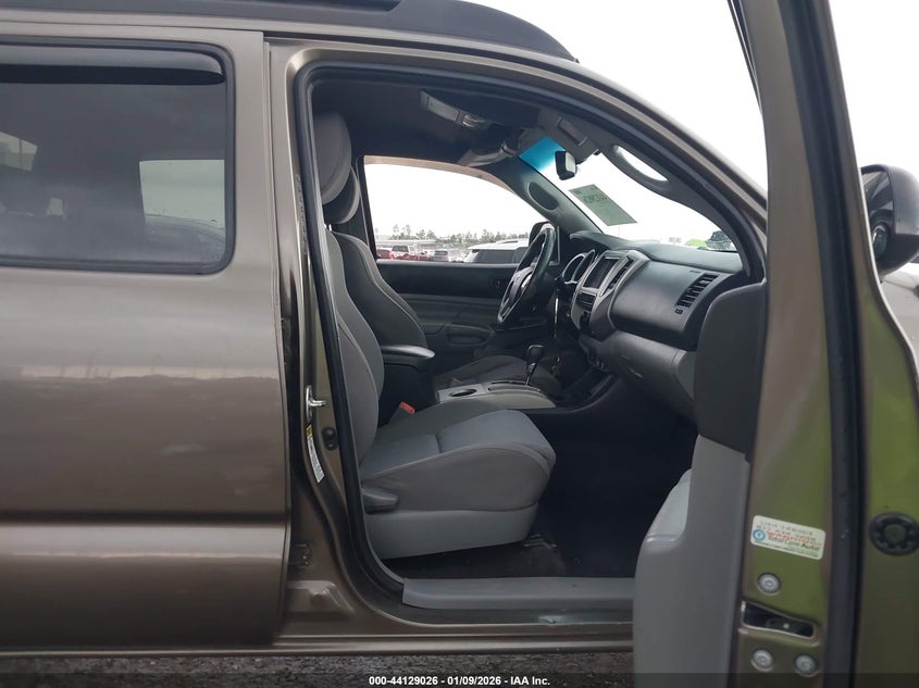 2013 Toyota Tacoma Base V6