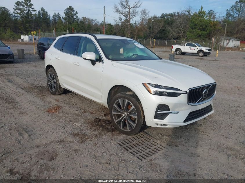 2022 Volvo Xc60 B5 Momentum